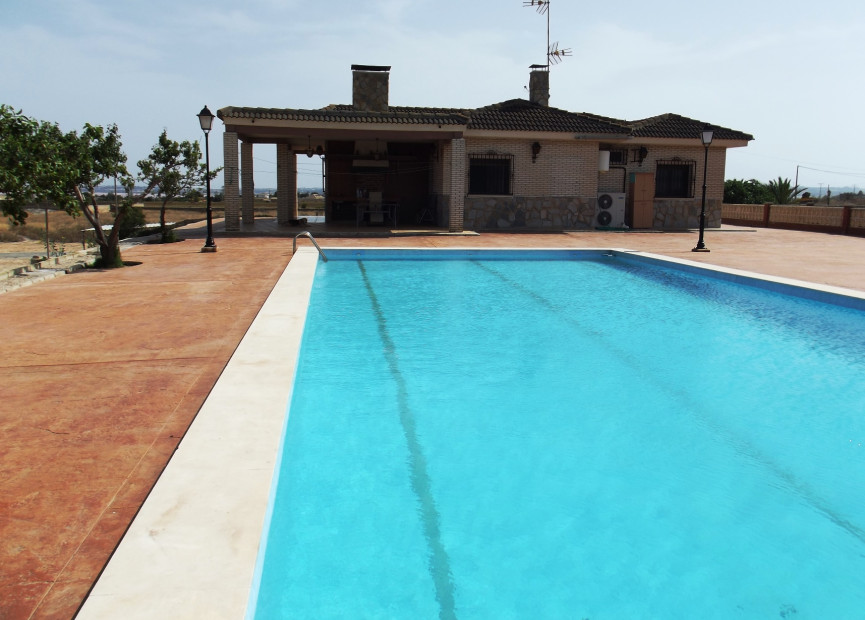 Reventa - 3. Casa indepiende - Los Montesinos - Costa Blanca Sur