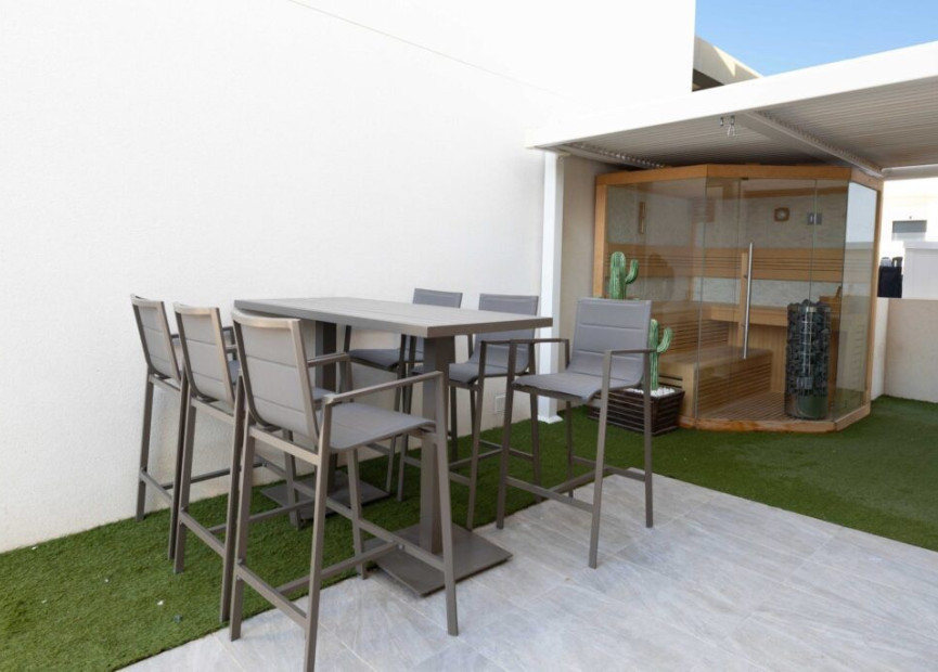 Reventa - 3. Casa indepiende - Los Montesinos - Costa Blanca Sur