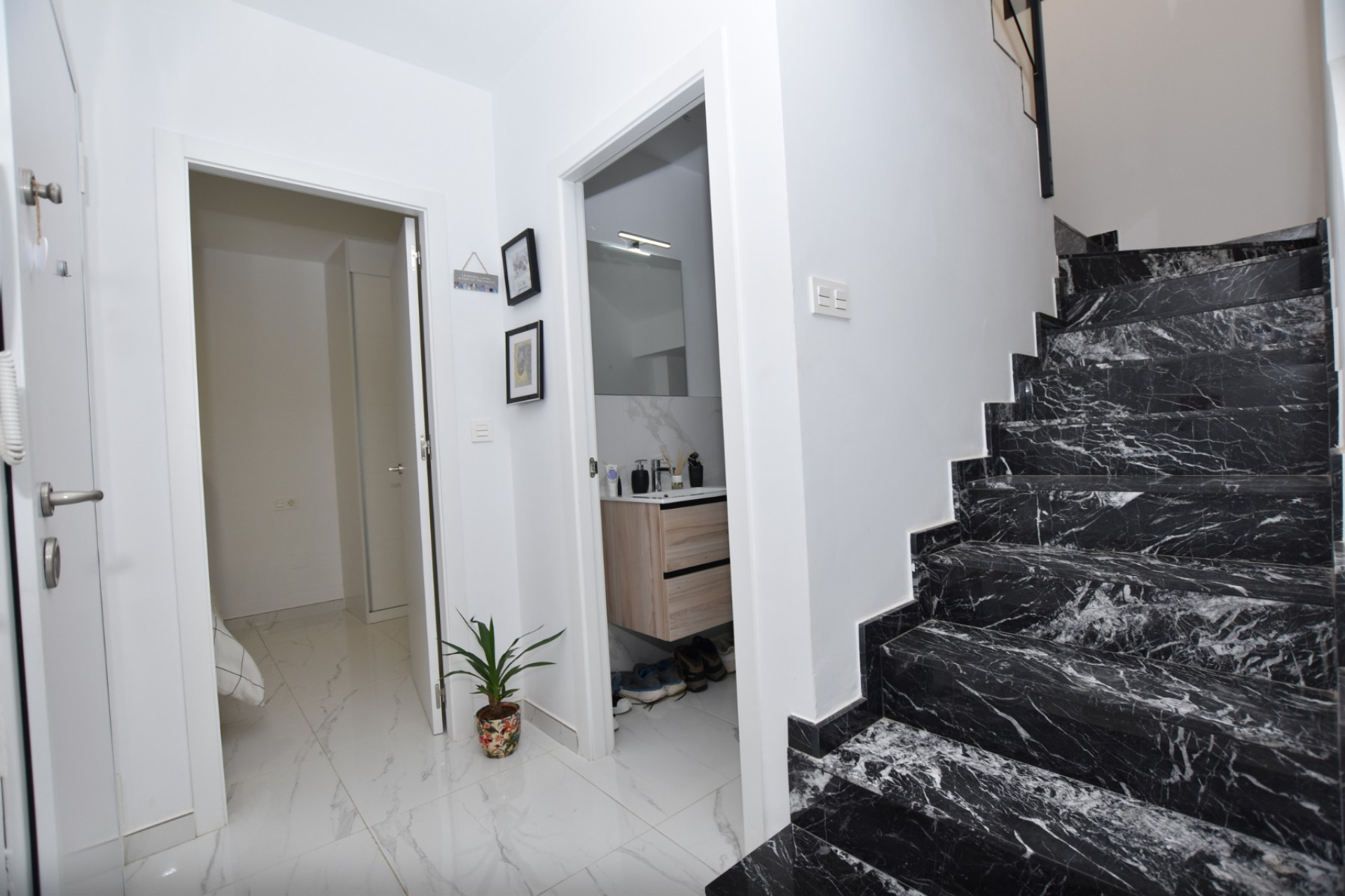 Reventa - 3. Casa indepiende - Los Montesinos - Costa Blanca Sur