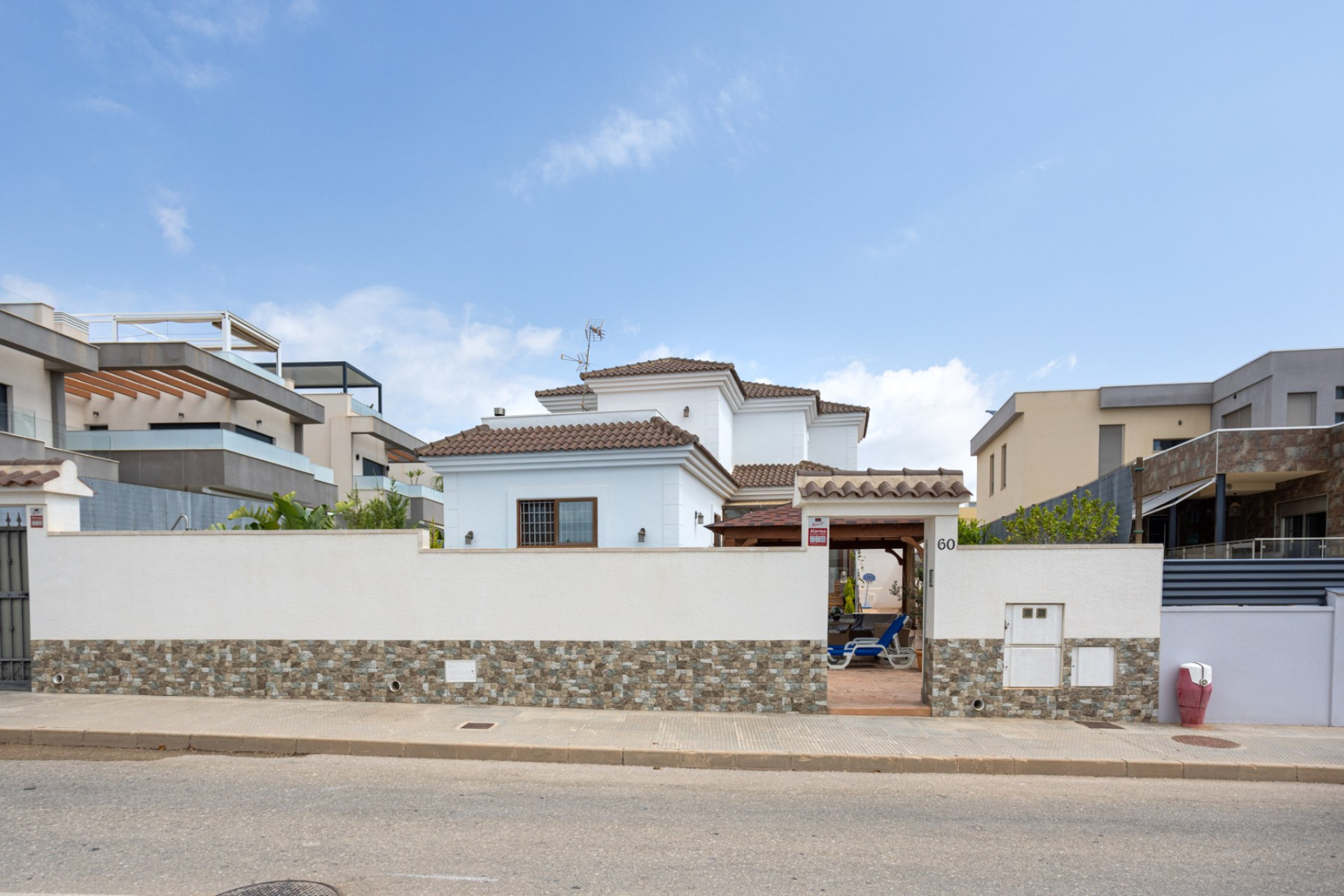 Reventa - 3. Casa indepiende - Los Montesinos - Costa Blanca Sur