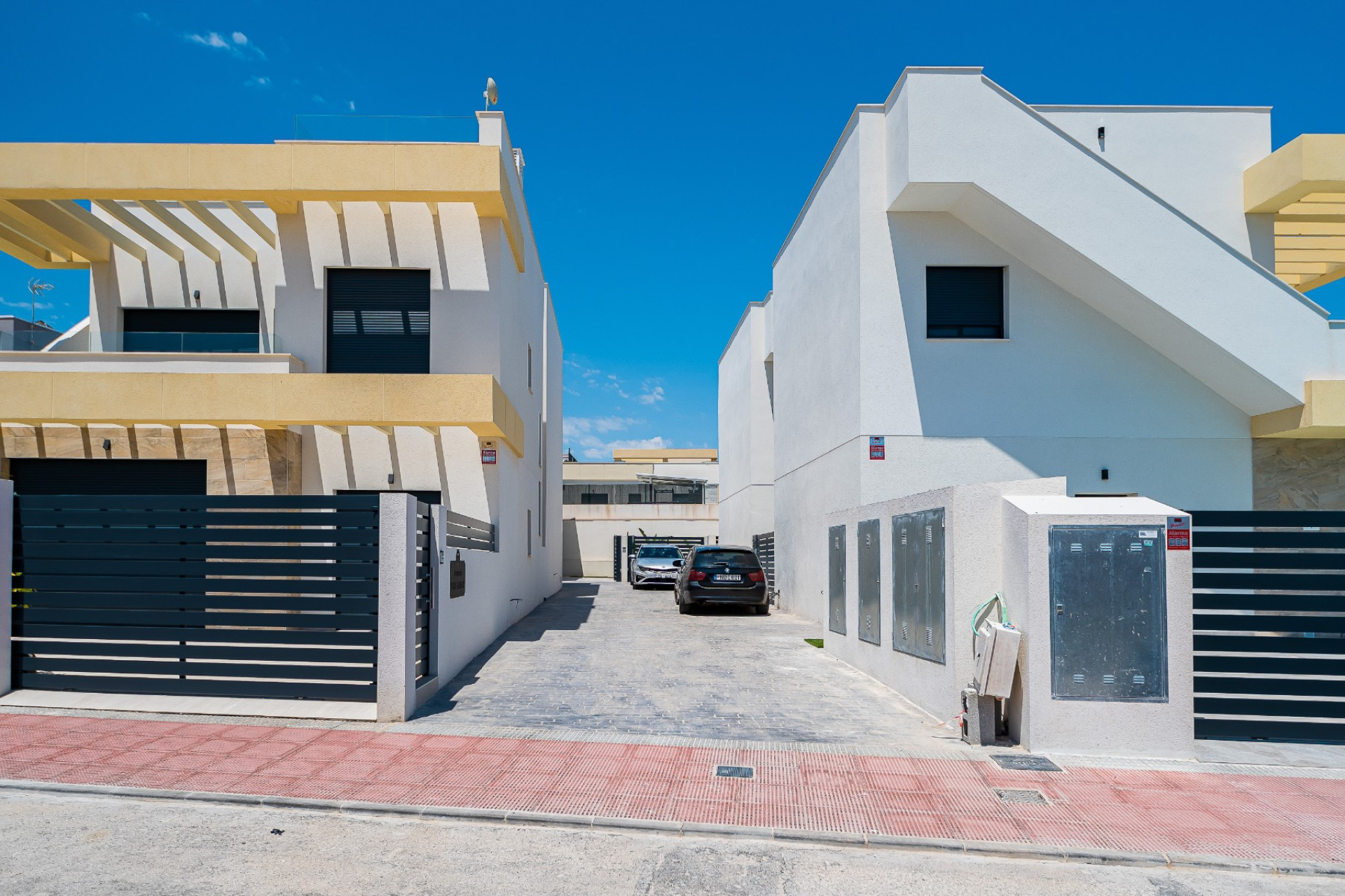 Reventa - 3. Casa indepiende - Los Montesinos - Costa Blanca Sur