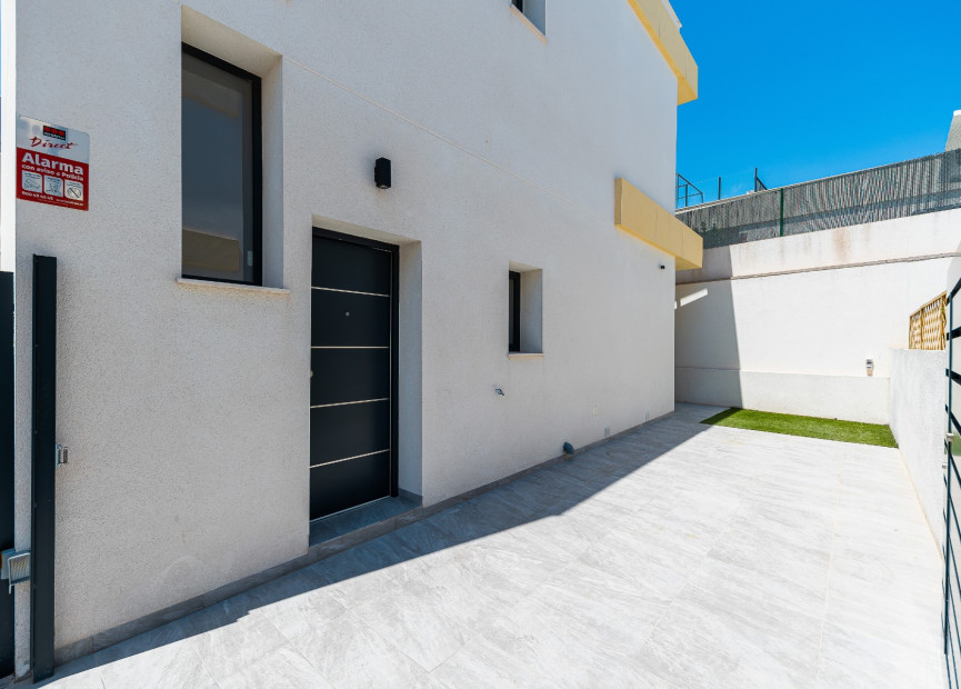 Reventa - 3. Casa indepiende - Los Montesinos - Costa Blanca Sur
