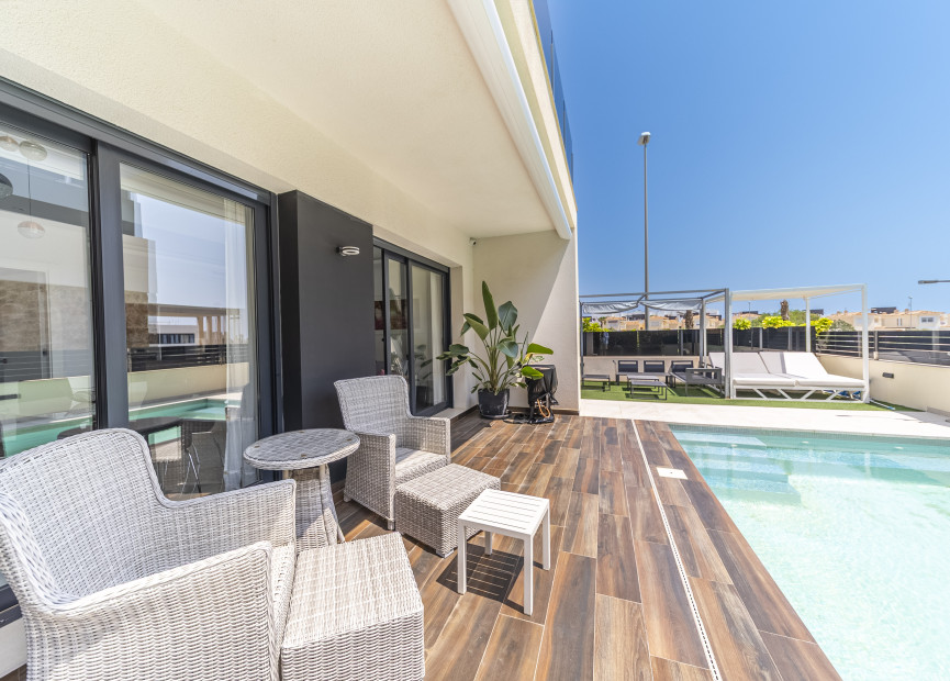 Reventa - 3. Casa indepiende - Orihuela Costa - Costa Blanca Sur