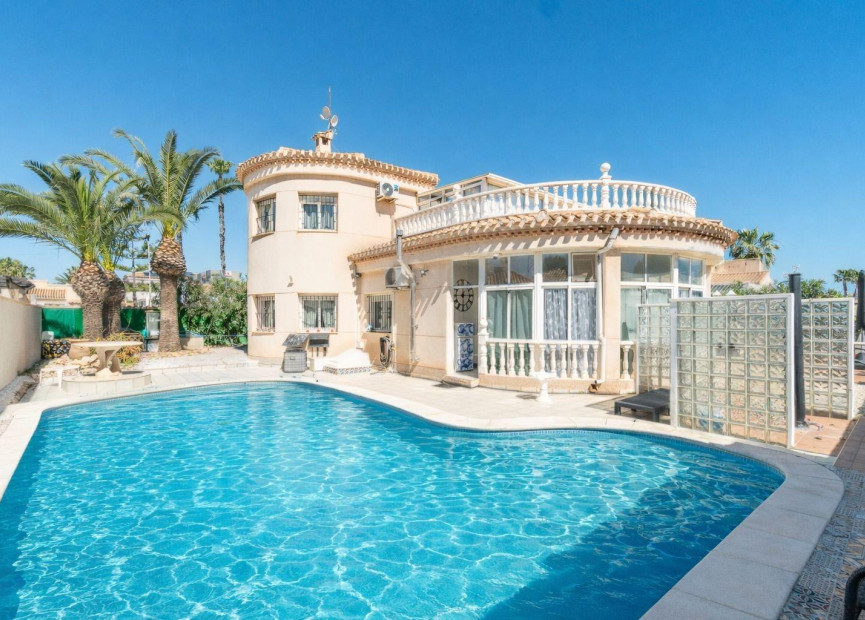 Reventa - 3. Casa indepiende - Orihuela Costa - Costa Blanca Sur
