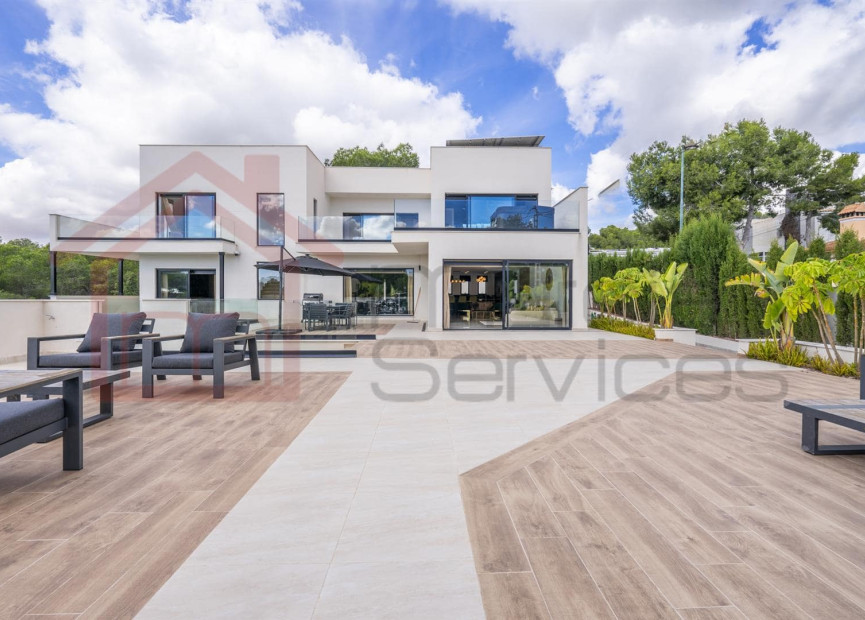 Reventa - 3. Casa indepiende - Pinar de Campoverde - Costa Blanca Sur