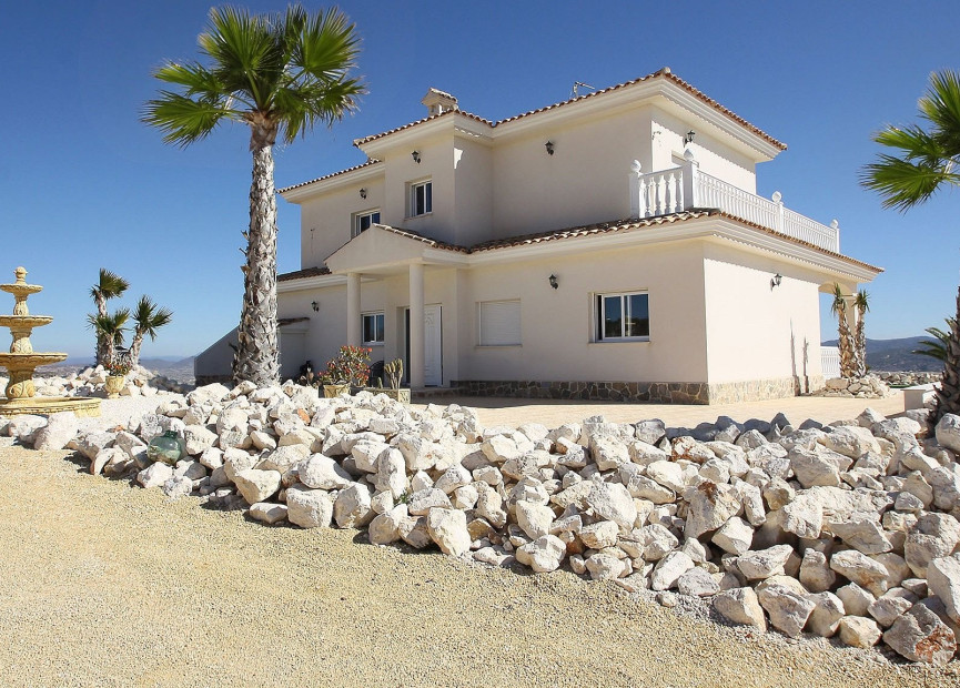 Reventa - 3. Casa indepiende - Pinoso - Costa Blanca Norte 