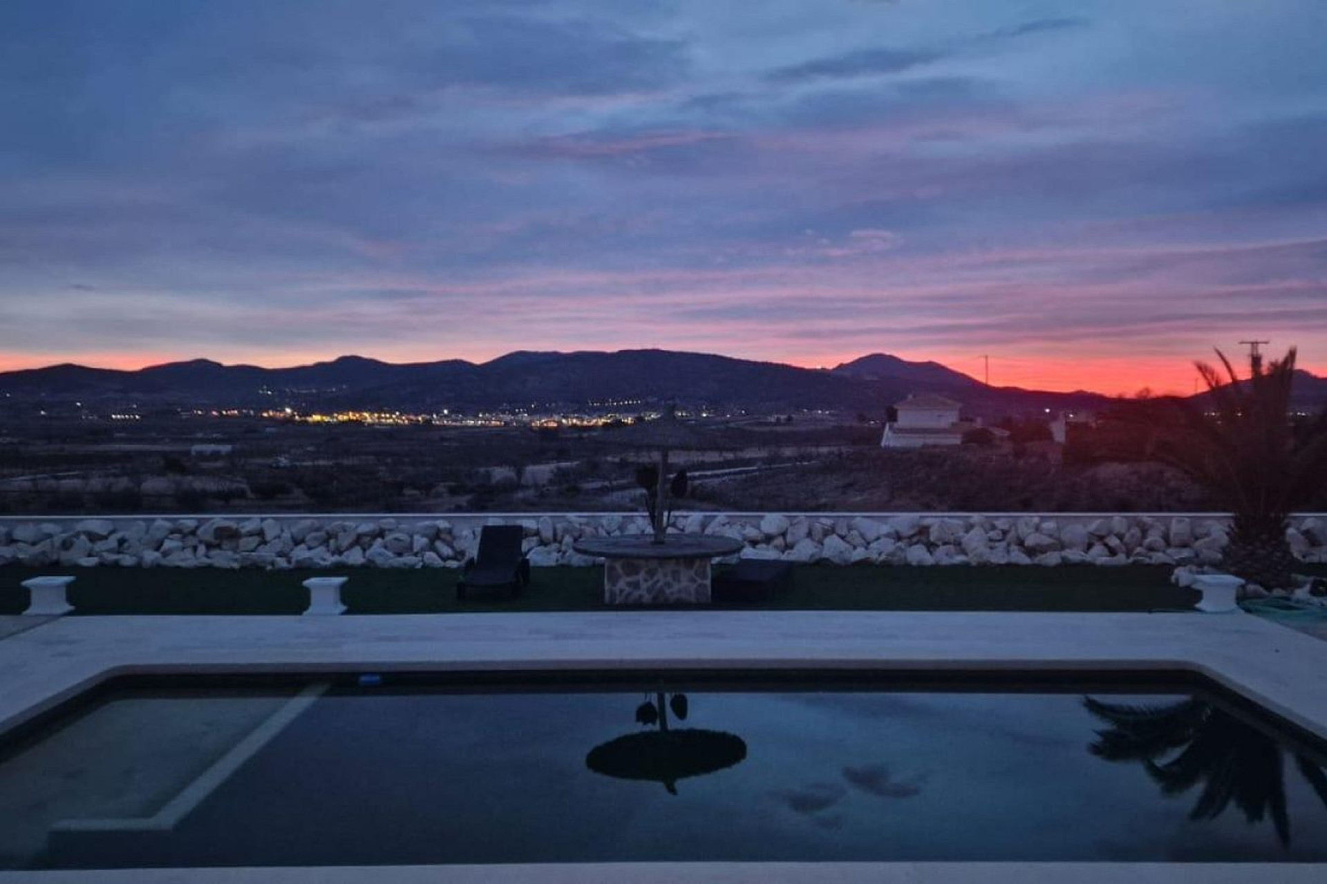 Reventa - 3. Casa indepiende - Pinoso - Costa Blanca Norte 