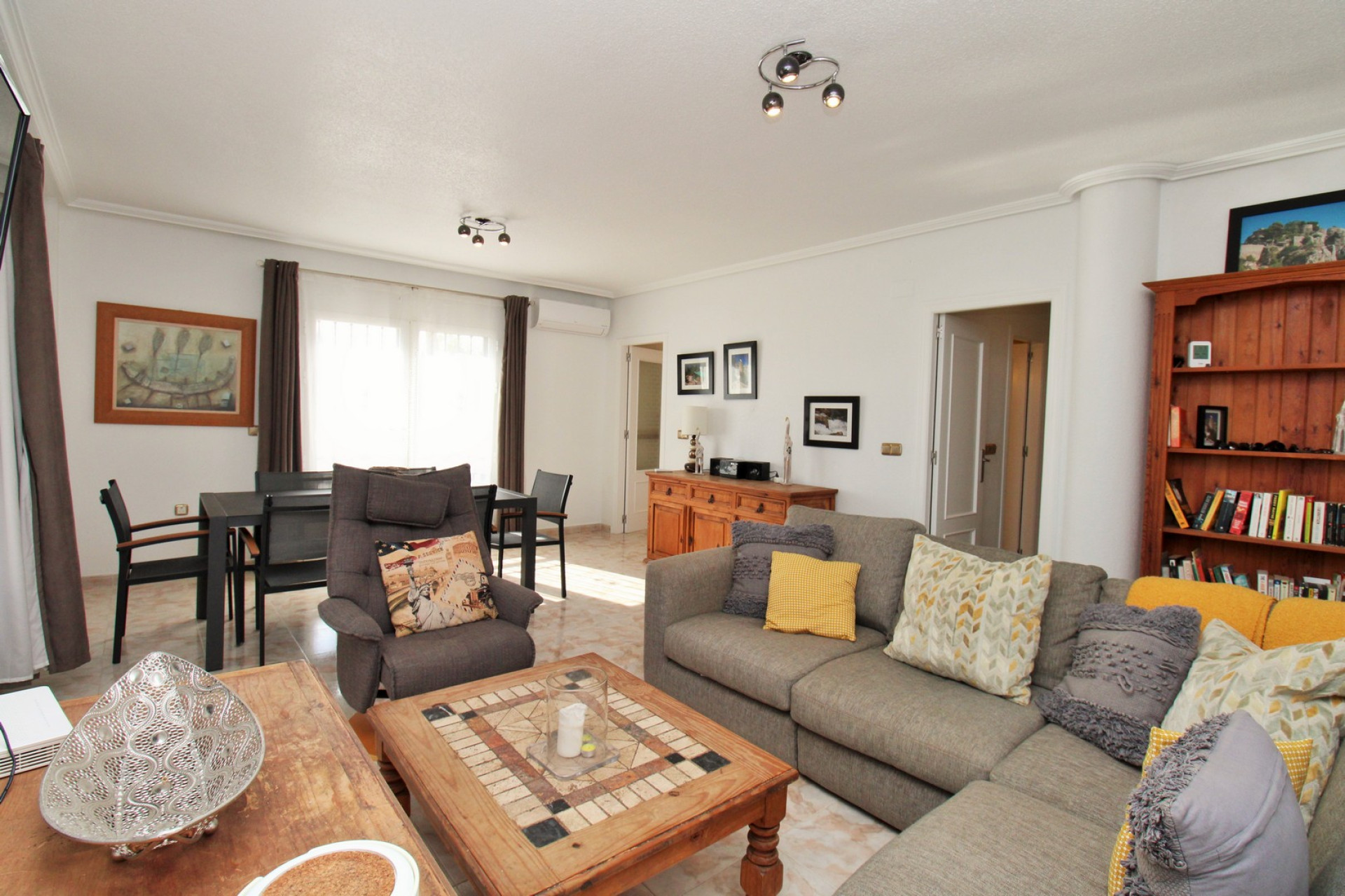 Reventa - 3. Casa indepiende - Playa Flamenca - Costa Blanca Sur