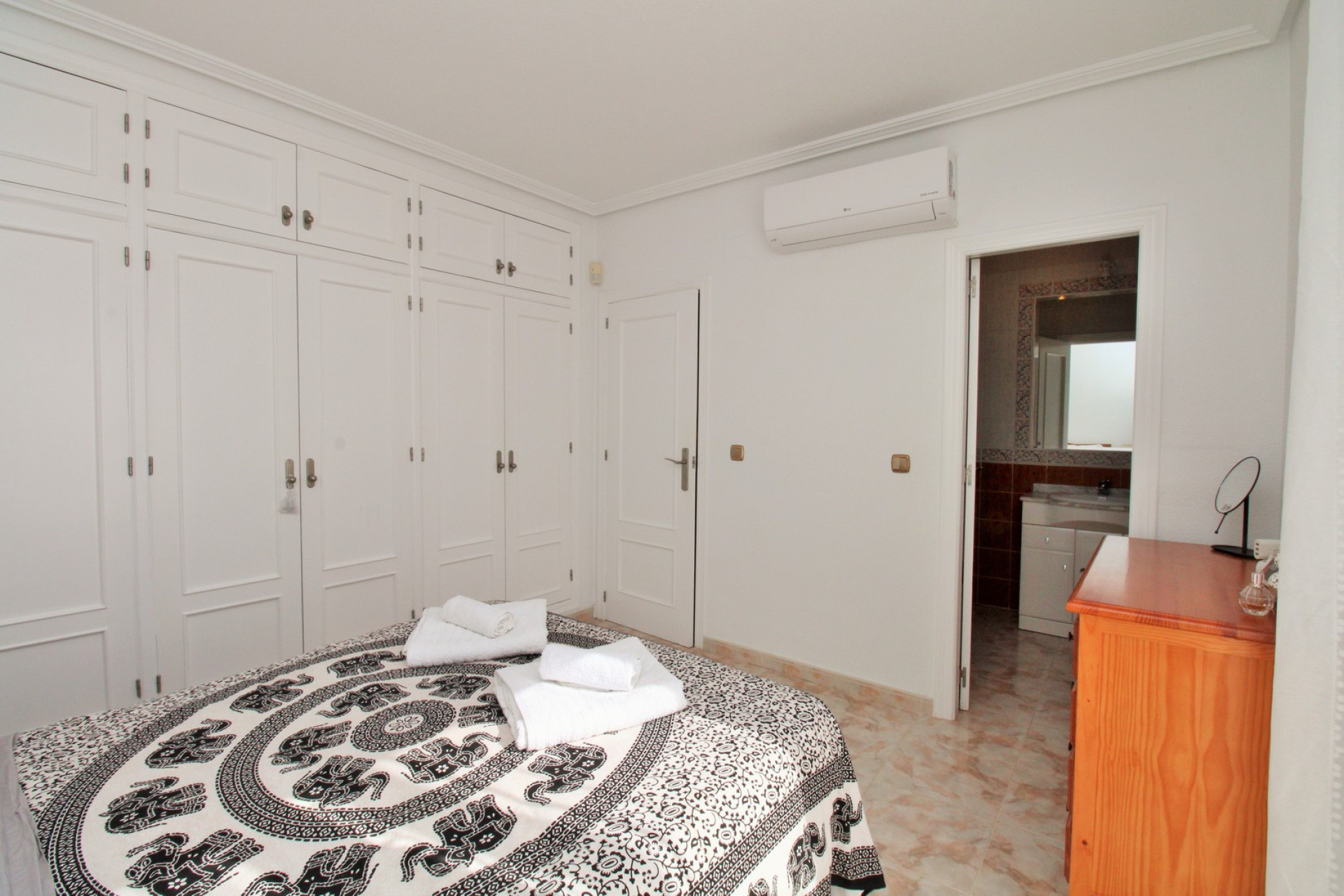 Reventa - 3. Casa indepiende - Playa Flamenca - Costa Blanca Sur