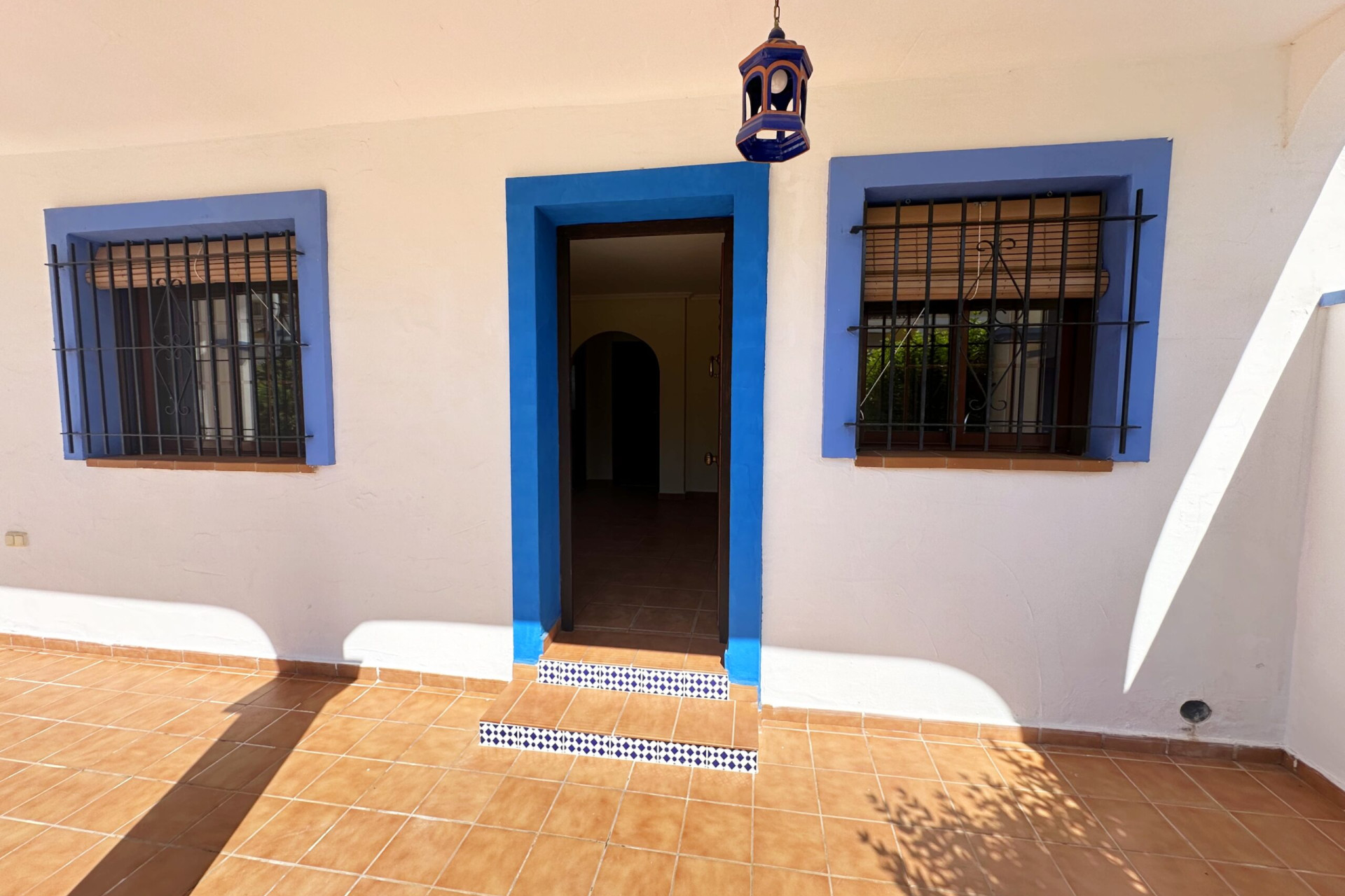 Reventa - 3. Casa indepiende - Roda - Señorio de Roda