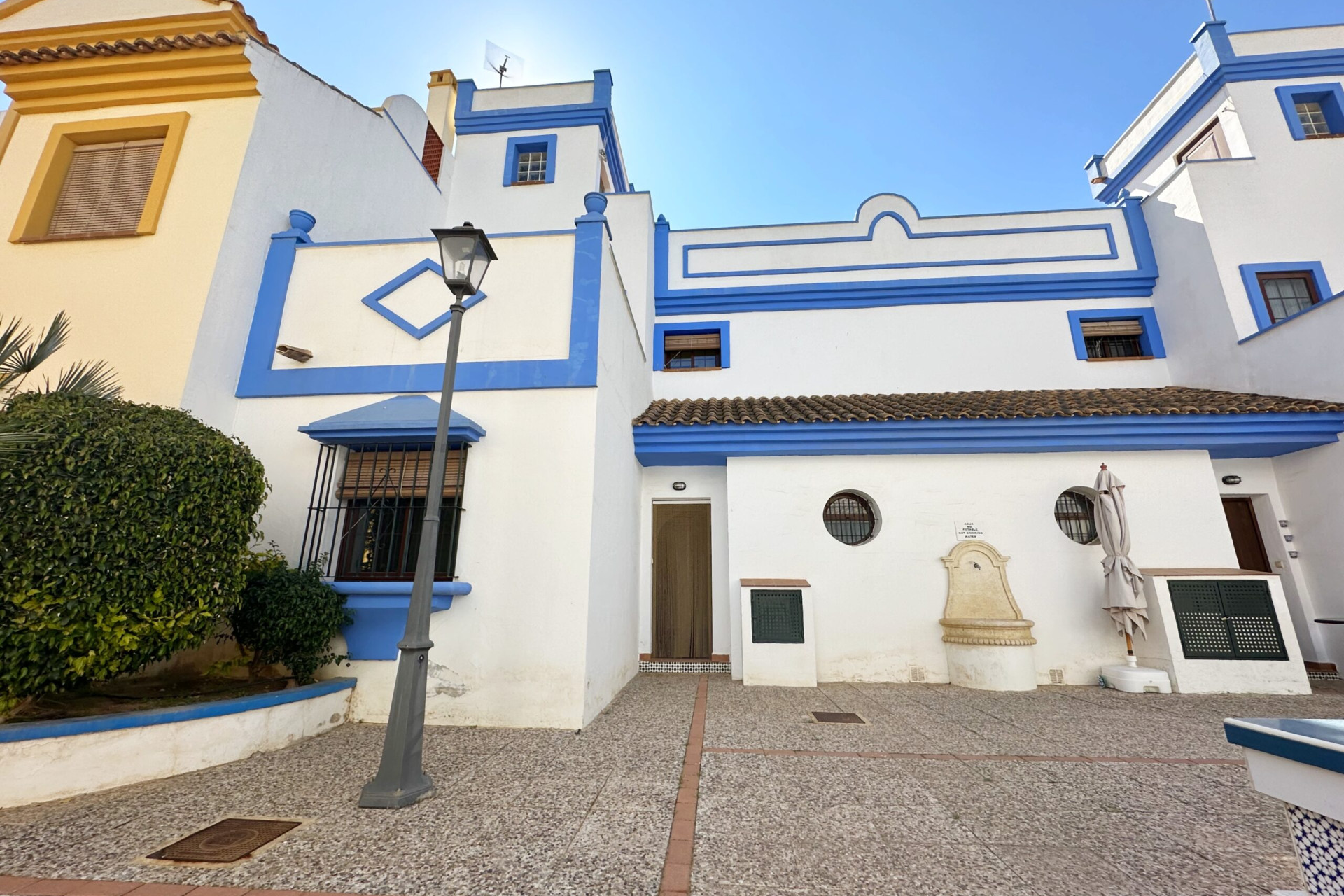 Reventa - 3. Casa indepiende - Roda - Señorio de Roda
