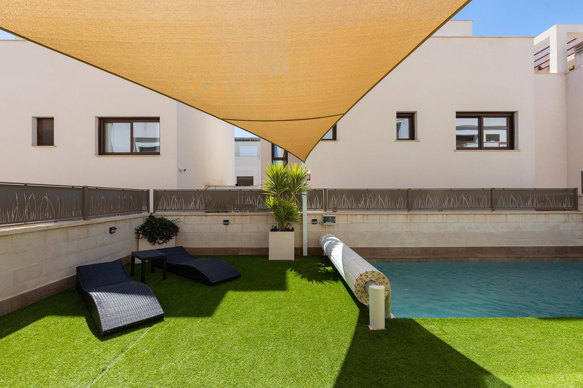 Reventa - 3. Casa indepiende - Rojales - Pueblo bravo