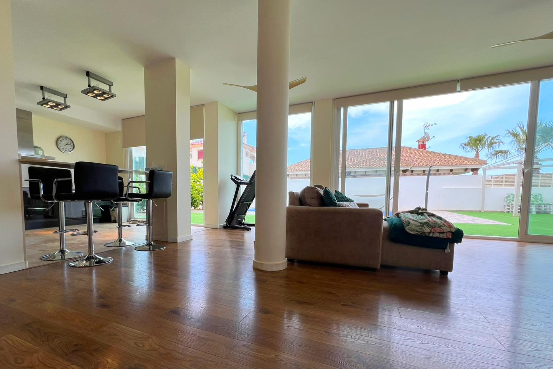 Reventa - 3. Casa indepiende - San Fulgencio - Costa Blanca Sur