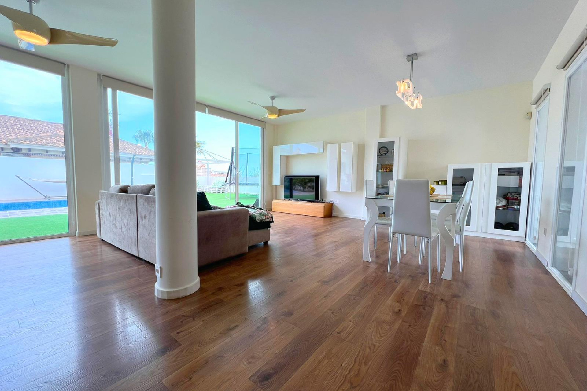 Reventa - 3. Casa indepiende - San Fulgencio - Costa Blanca Sur