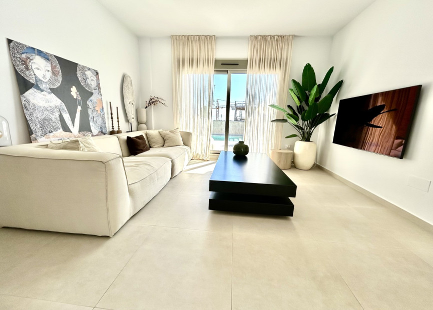 Reventa - 3. Casa indepiende - San Miguel de Salinas - Costa Blanca Sur