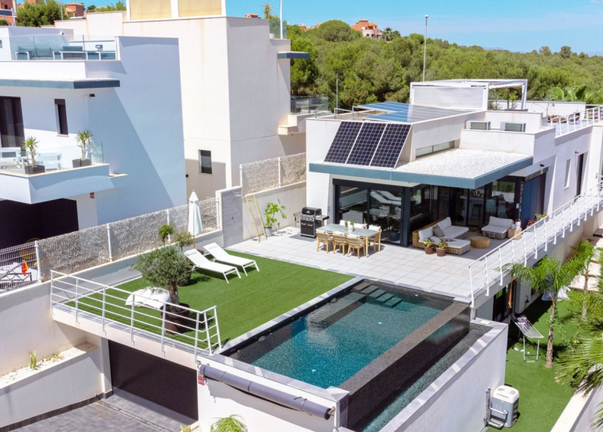 Reventa - 3. Casa indepiende - San Miguel de Salinas - Costa Blanca Sur