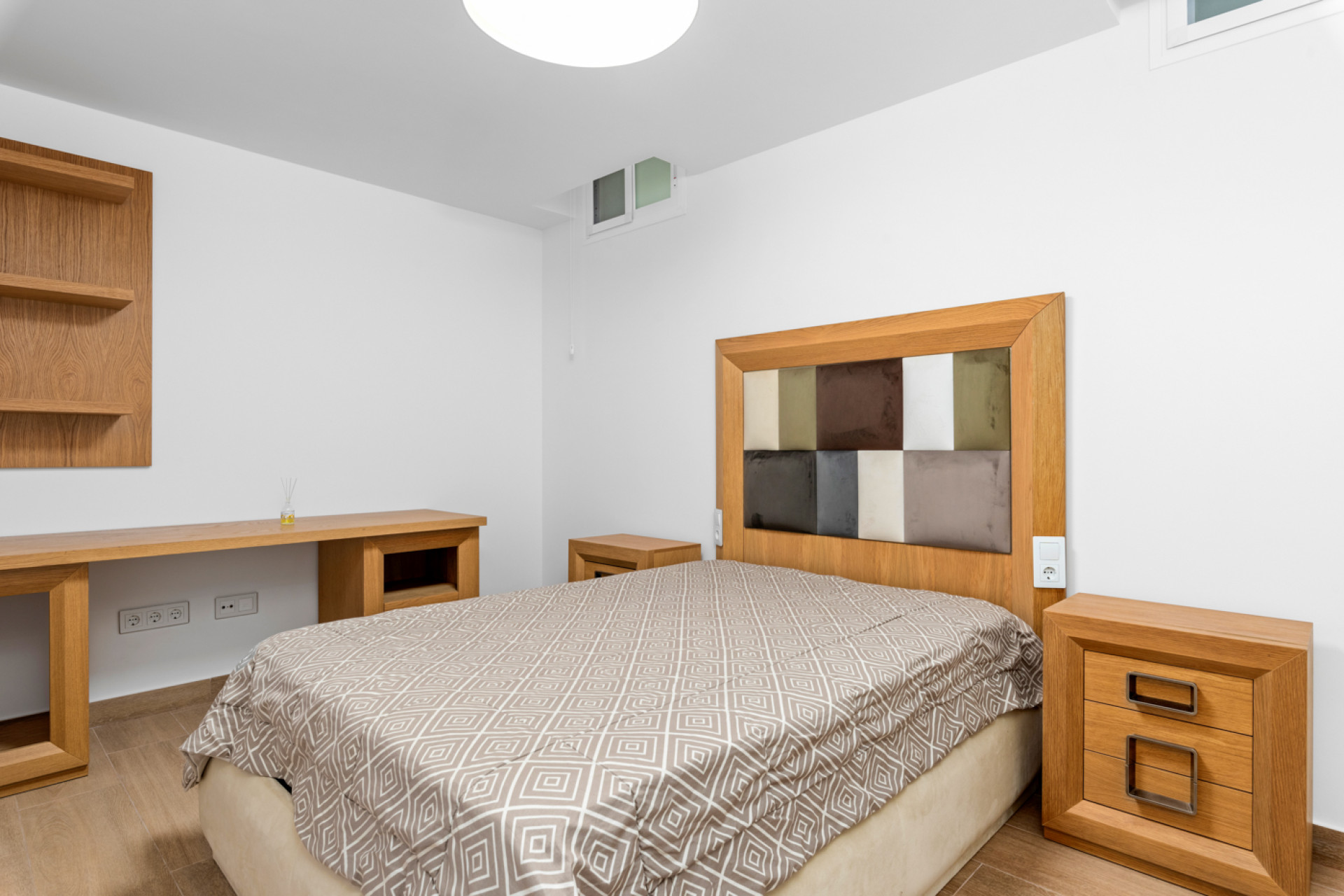 Reventa - 3. Casa indepiende - San Miguel de Salinas - Las Comunicaciones