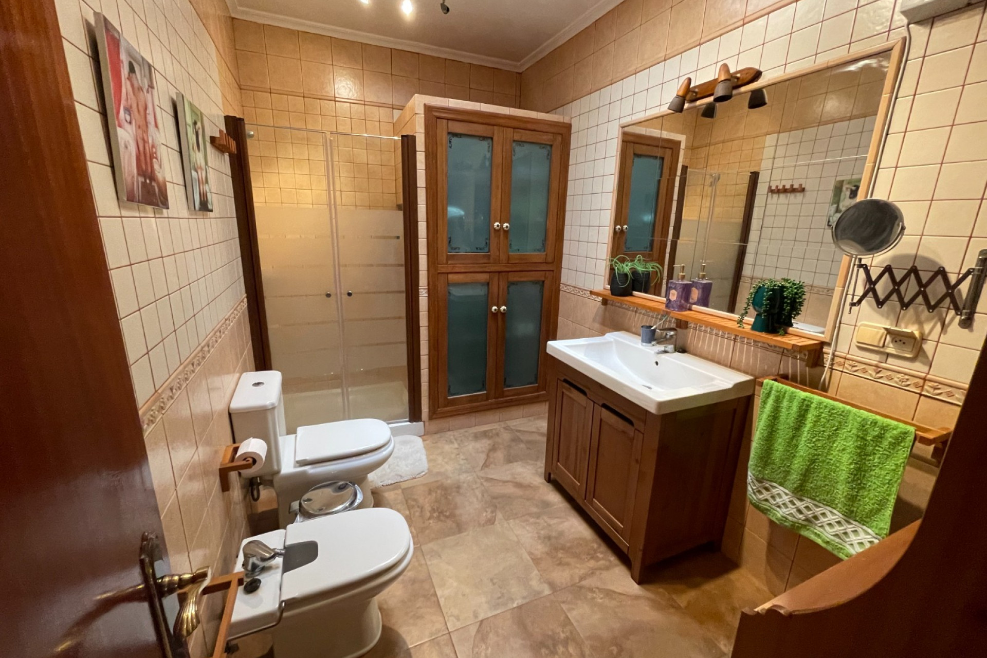 Reventa - 3. Casa indepiende - San Miguel de Salinas - pueblo