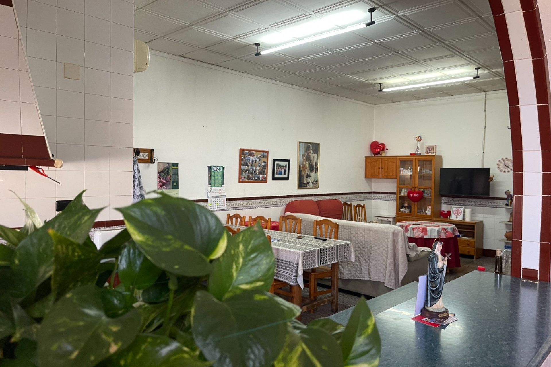 Reventa - 3. Casa indepiende - San Miguel de Salinas - pueblo