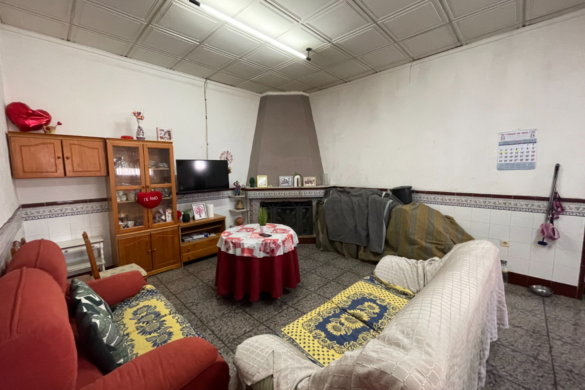 Reventa - 3. Casa indepiende - San Miguel de Salinas - pueblo