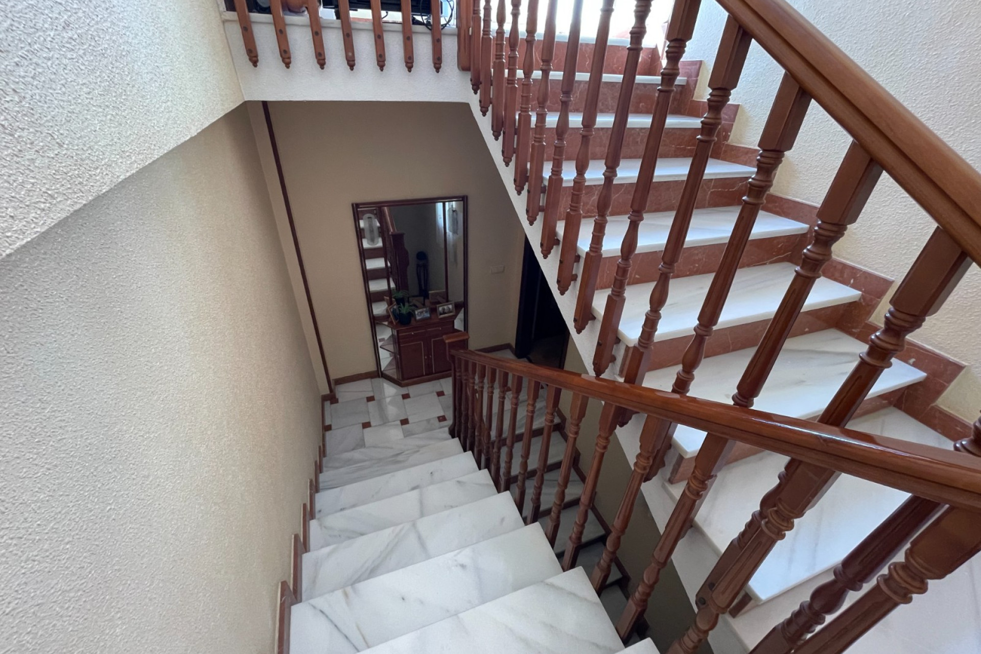 Reventa - 3. Casa indepiende - San Miguel de Salinas - pueblo