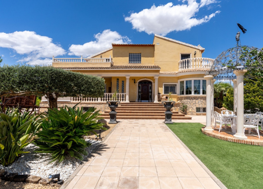 Reventa - 3. Casa indepiende - San Vicente del Raspeig - Costa Blanca Norte 