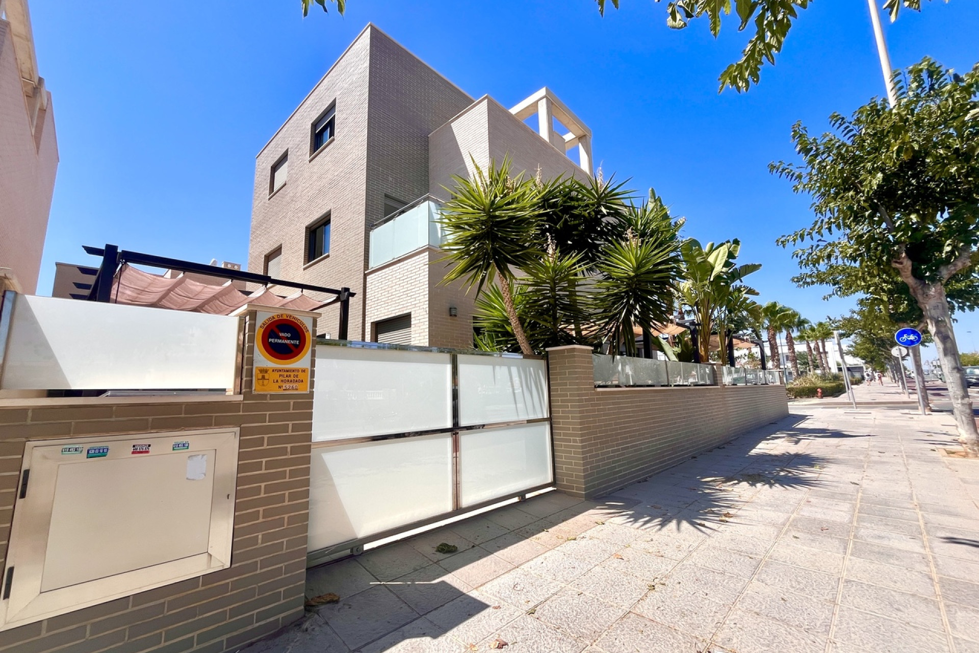 Reventa - 3. Casa indepiende - Torre de la Horadada - Costa Blanca Sur