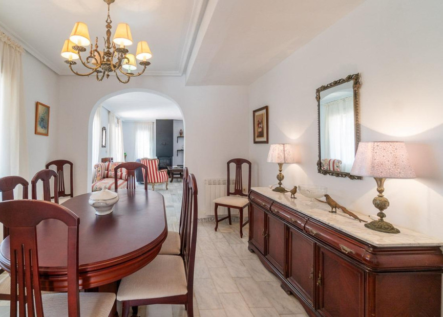 Reventa - 3. Casa indepiende - Torrevieja - Cala de cabo cervera