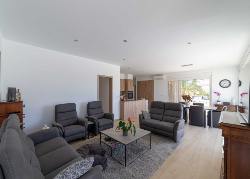 Reventa - 3. Casa indepiende - Torrevieja - Costa Blanca Sur