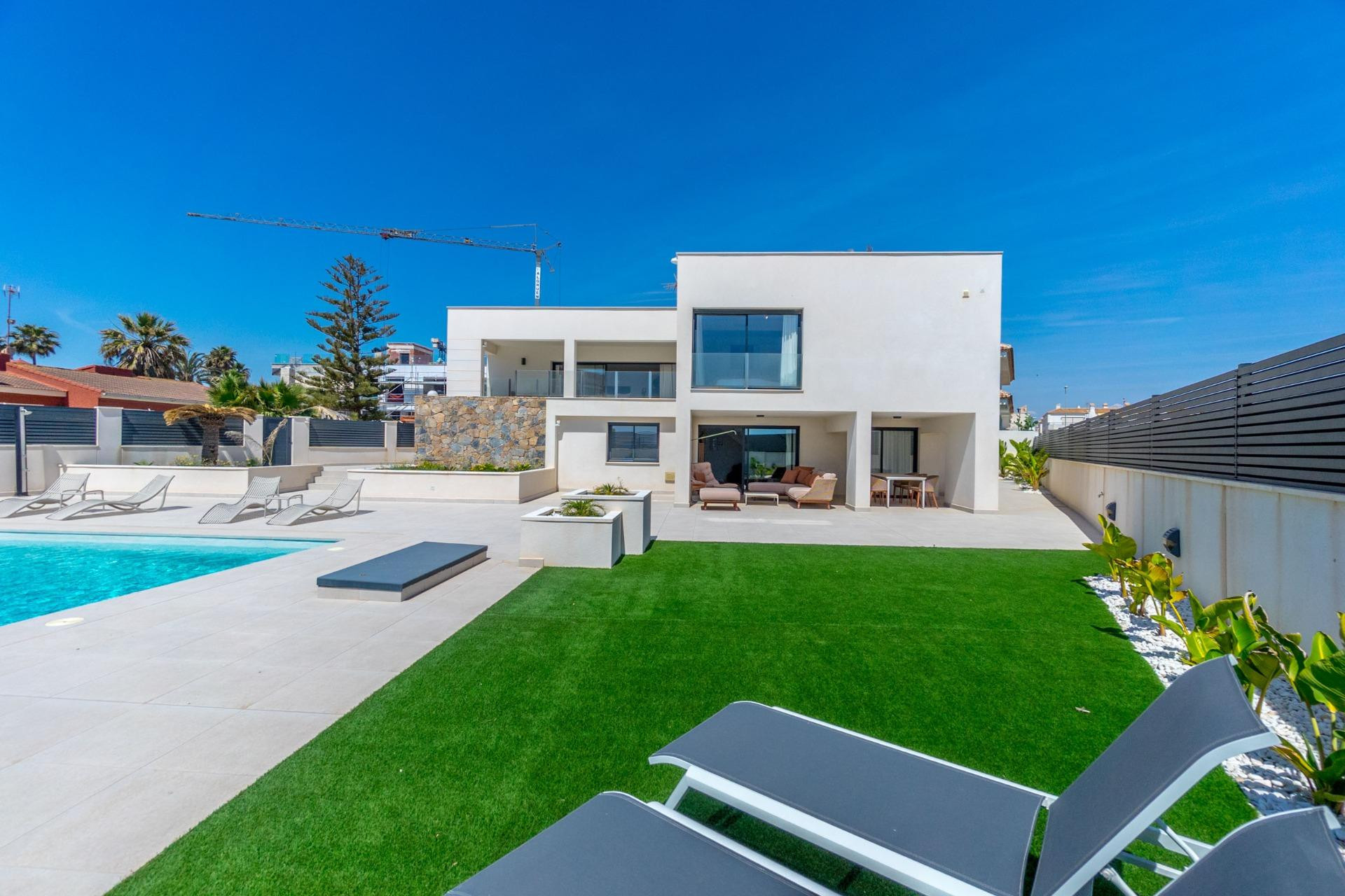 Reventa - 3. Casa indepiende - Torrevieja - Costa Blanca Sur