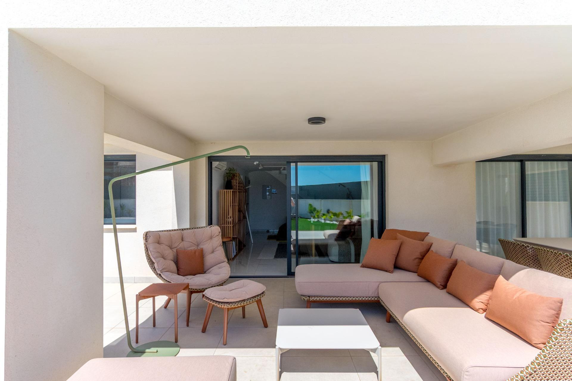 Reventa - 3. Casa indepiende - Torrevieja - Costa Blanca Sur