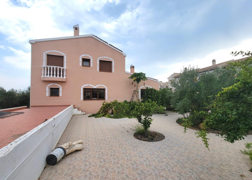 Reventa - 3. Casa indepiende - Torrevieja - Costa Blanca Sur