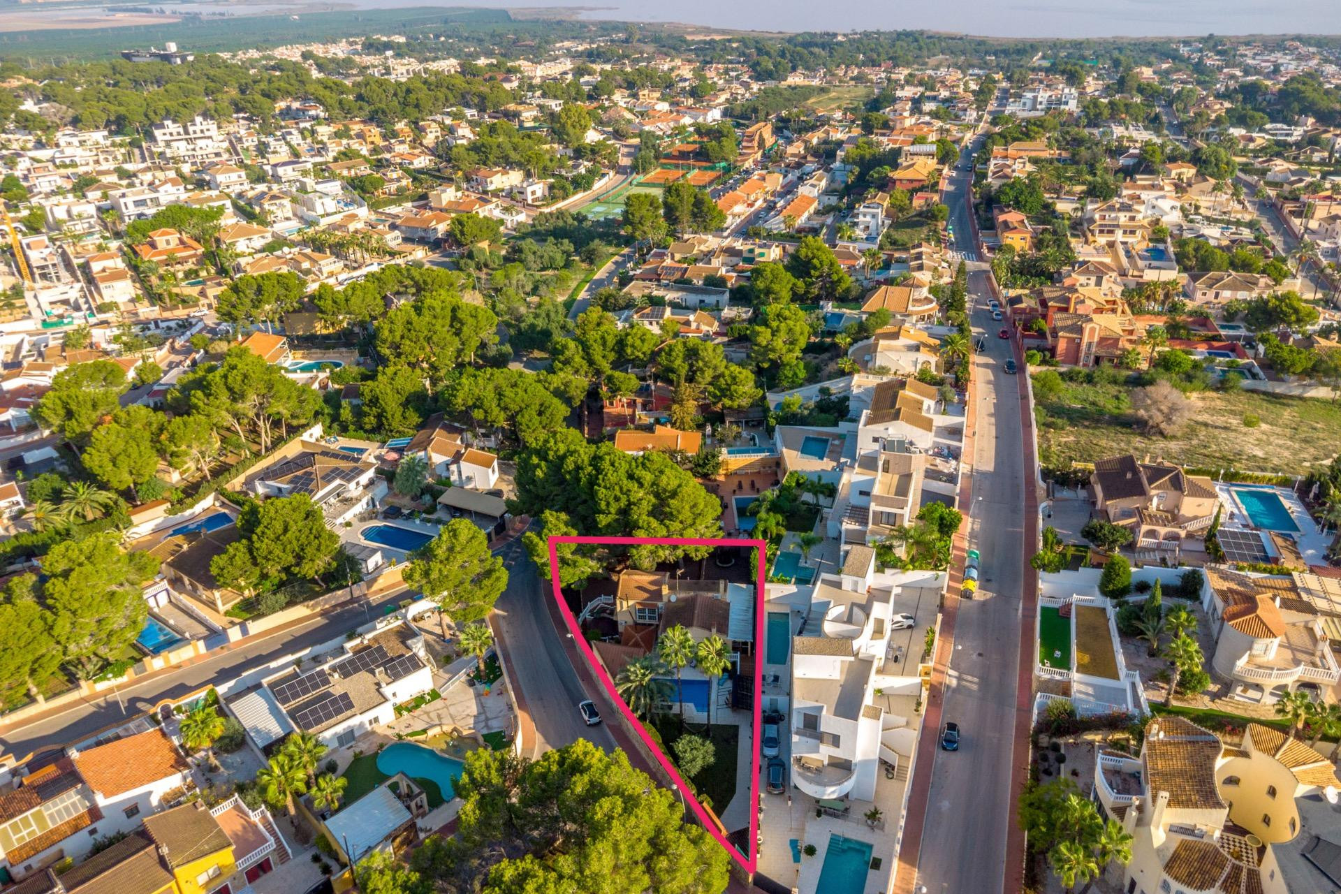 Reventa - 3. Casa indepiende - Torrevieja - Costa Blanca Sur