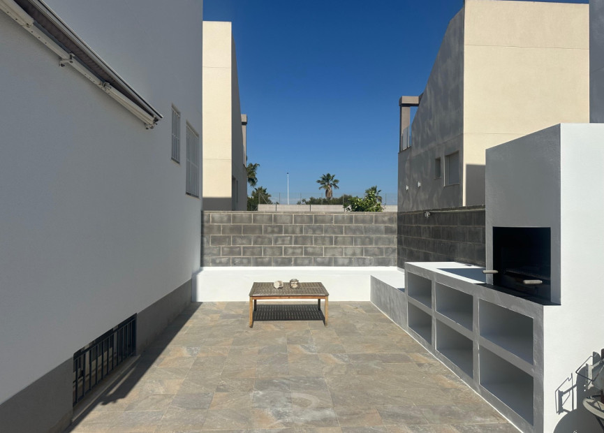 Reventa - 3. Casa indepiende - Torrevieja - Costa Blanca Sur