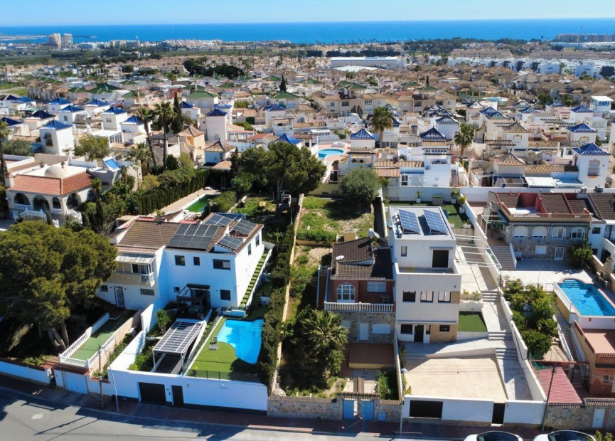 Reventa - 3. Casa indepiende - Torrevieja - Costa Blanca Sur