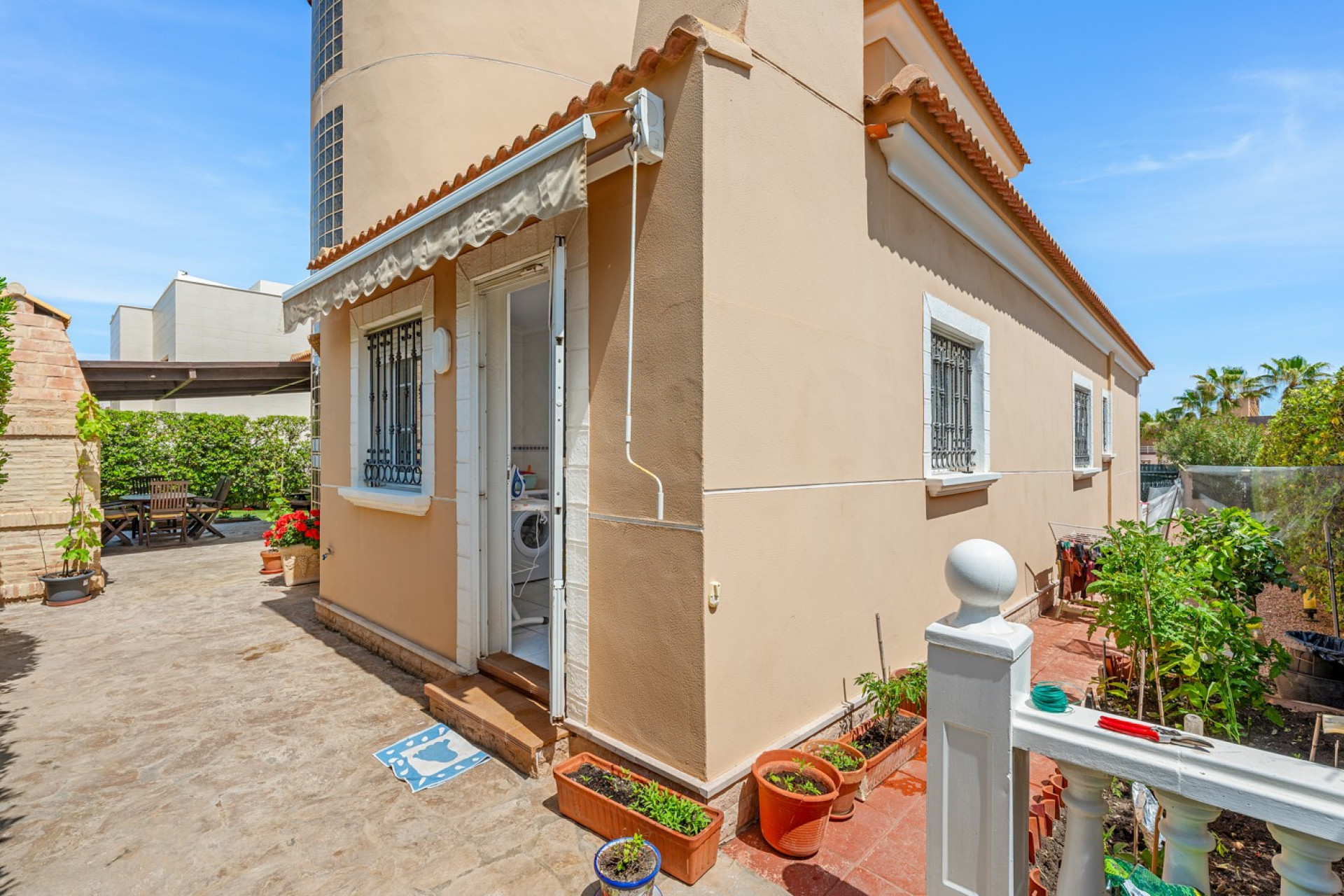 Reventa - 3. Casa indepiende - Torrevieja - Costa Blanca Sur