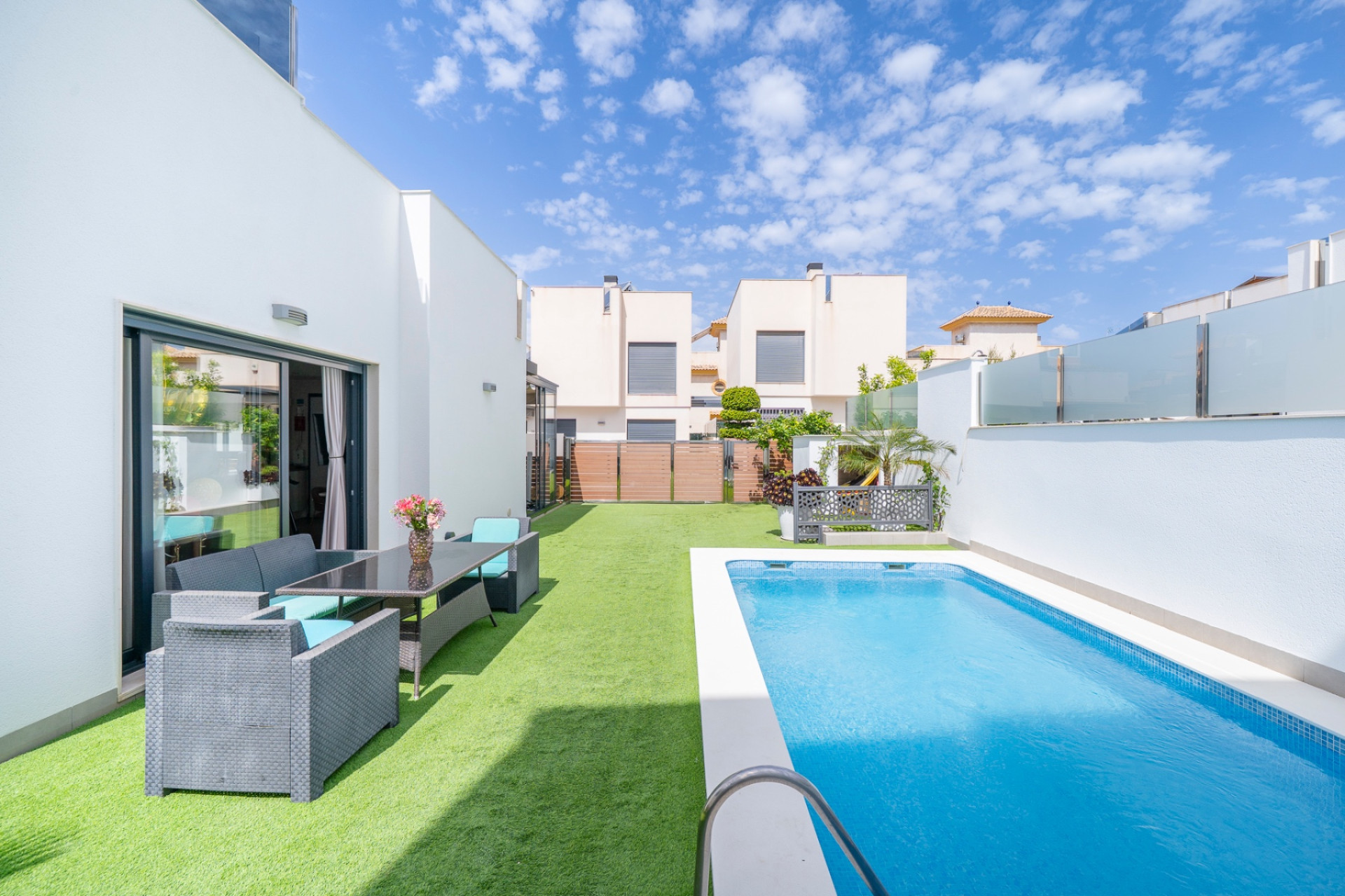 Reventa - 3. Casa indepiende - Torrevieja - Costa Blanca Sur