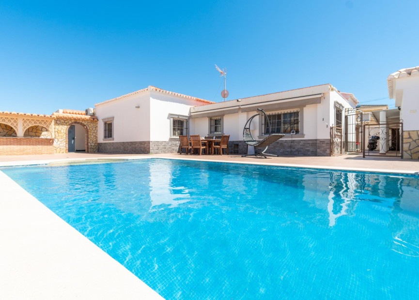 Reventa - 3. Casa indepiende - Torrevieja - Costa Blanca Sur