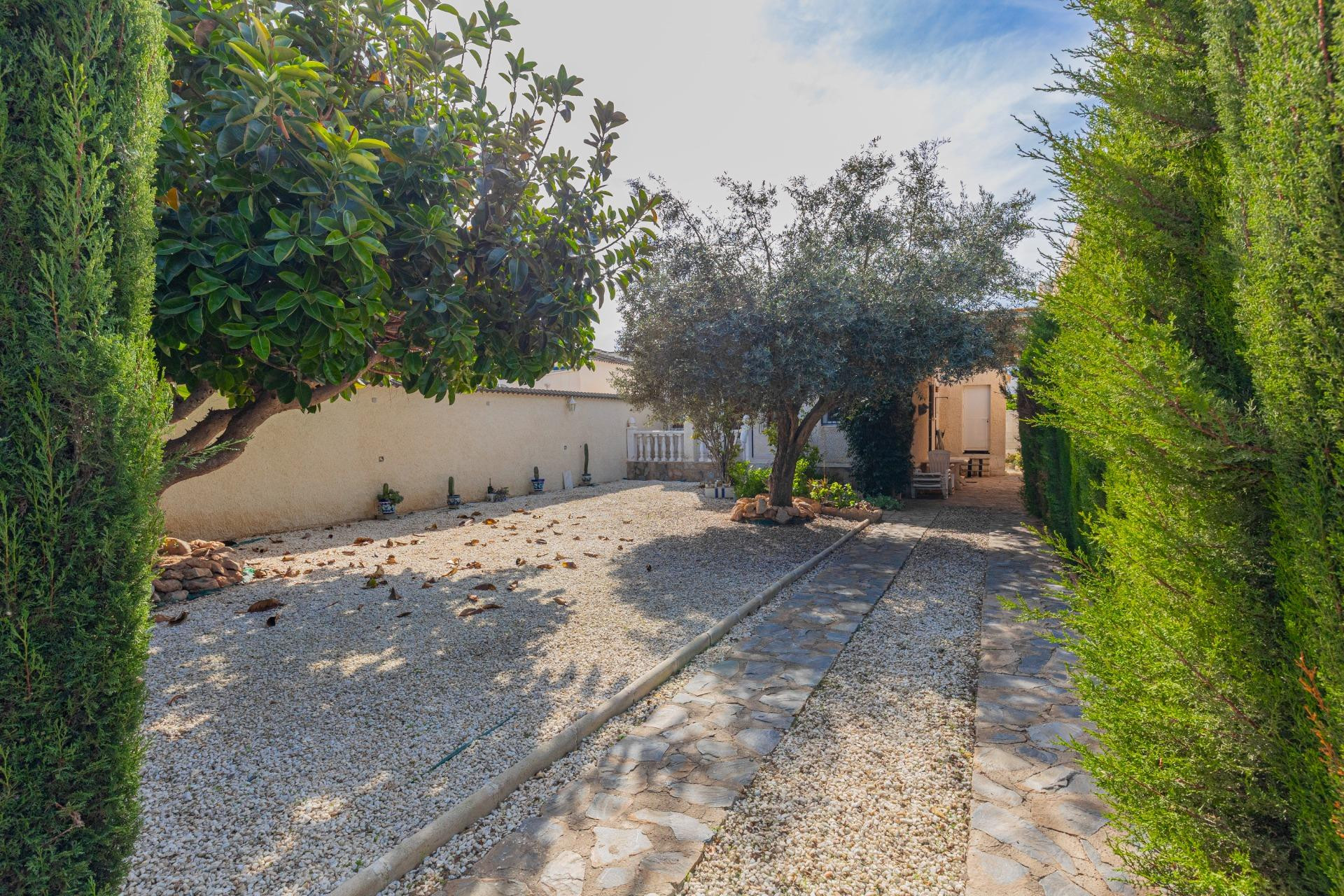 Reventa - 3. Casa indepiende - Torrevieja - La siesta