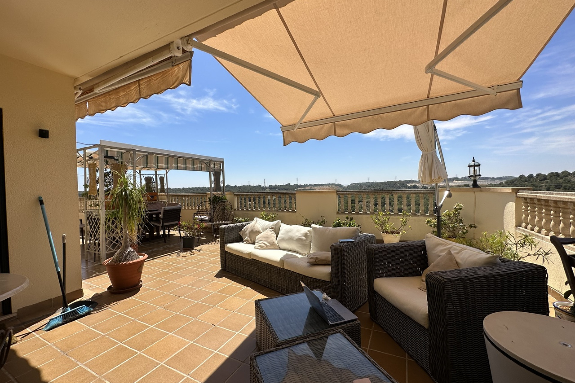 Reventa - 3. Casa indepiende - Villamartin - Costa Blanca Sur