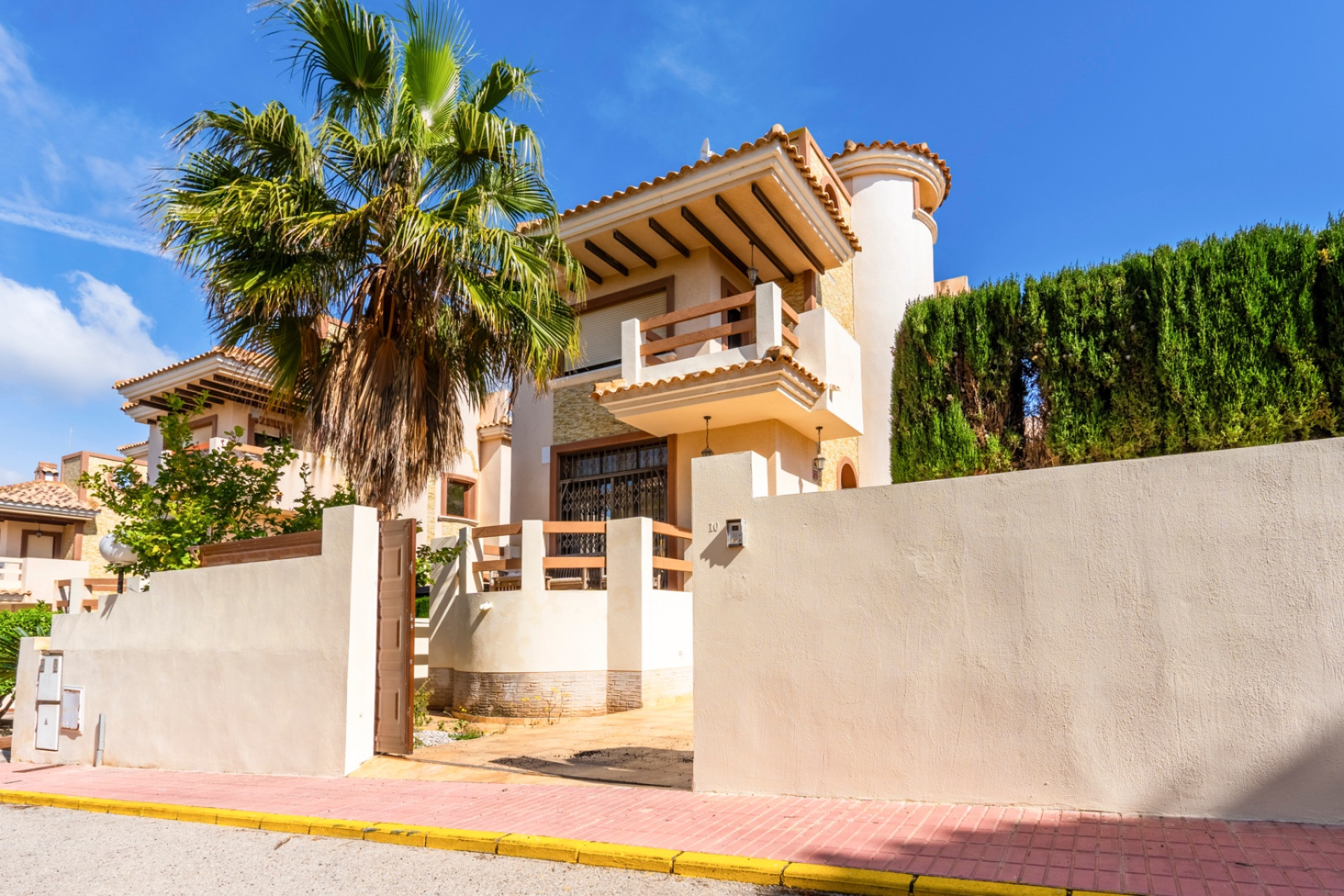 Reventa - 3. Casa indepiende - Villamartin - Costa Blanca Sur