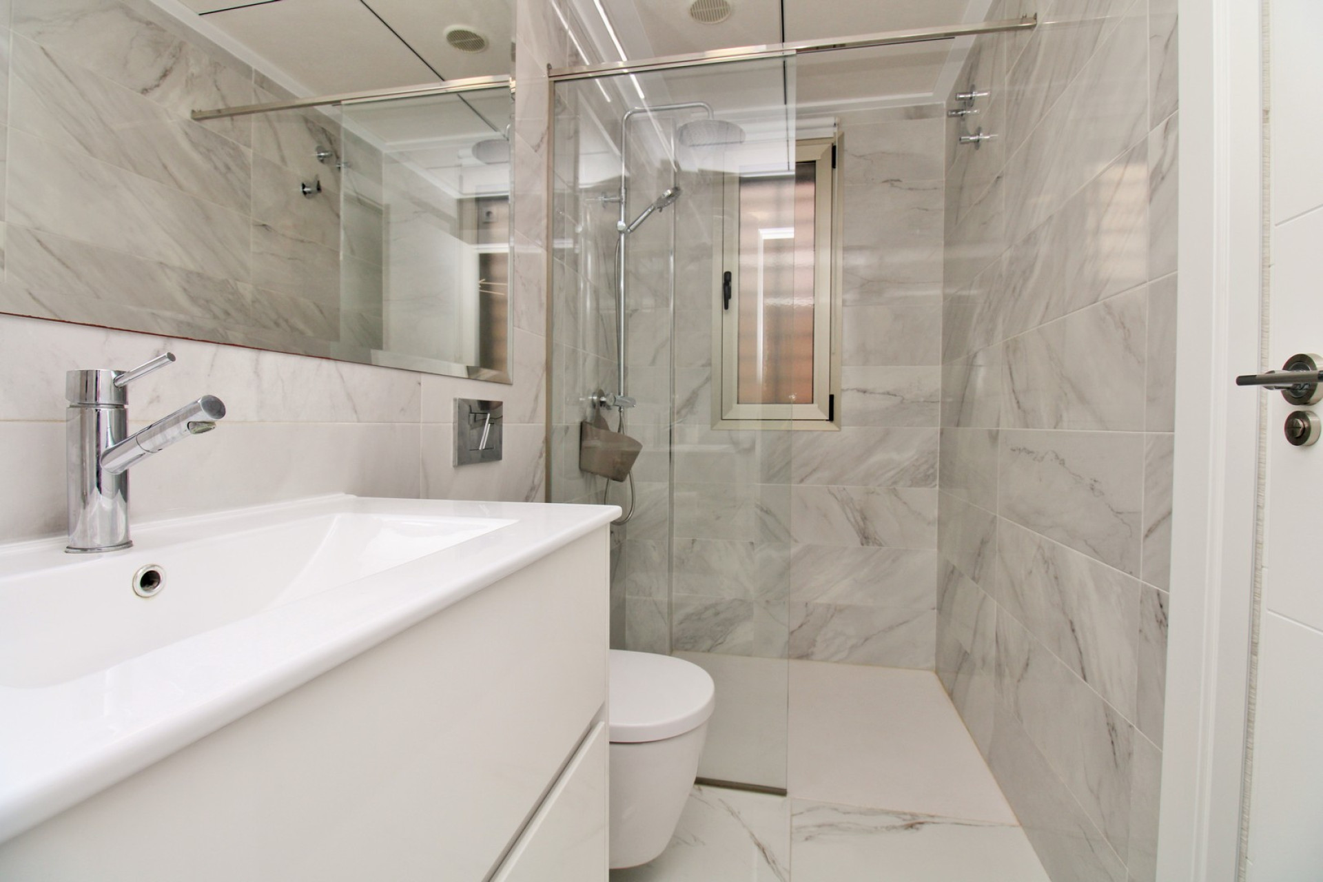 Reventa - 3. Casa indepiende - Villamartin - Costa Blanca Sur