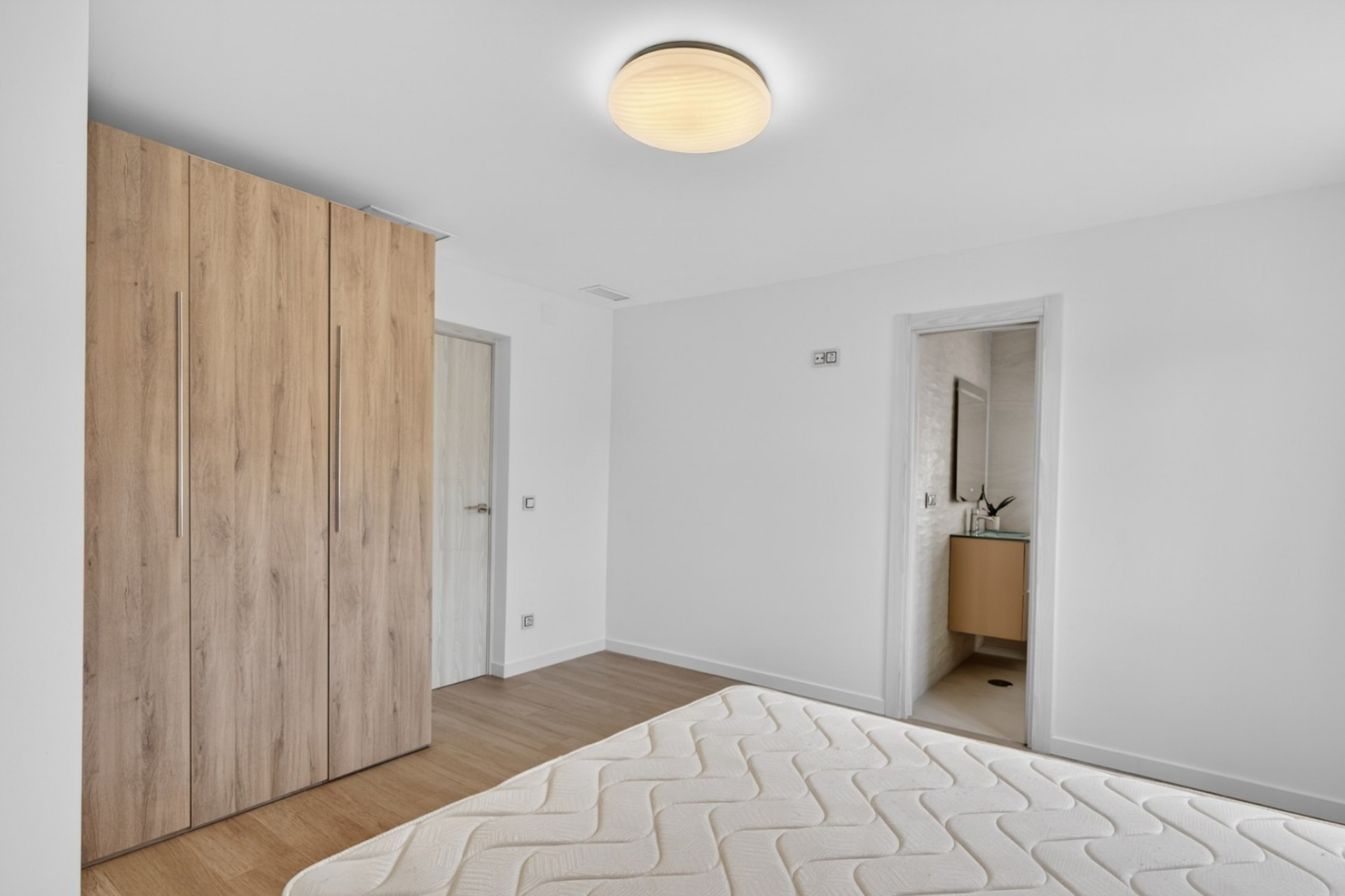 Reventa - 3. Casa pareada - Alicante - Costa Blanca Norte 