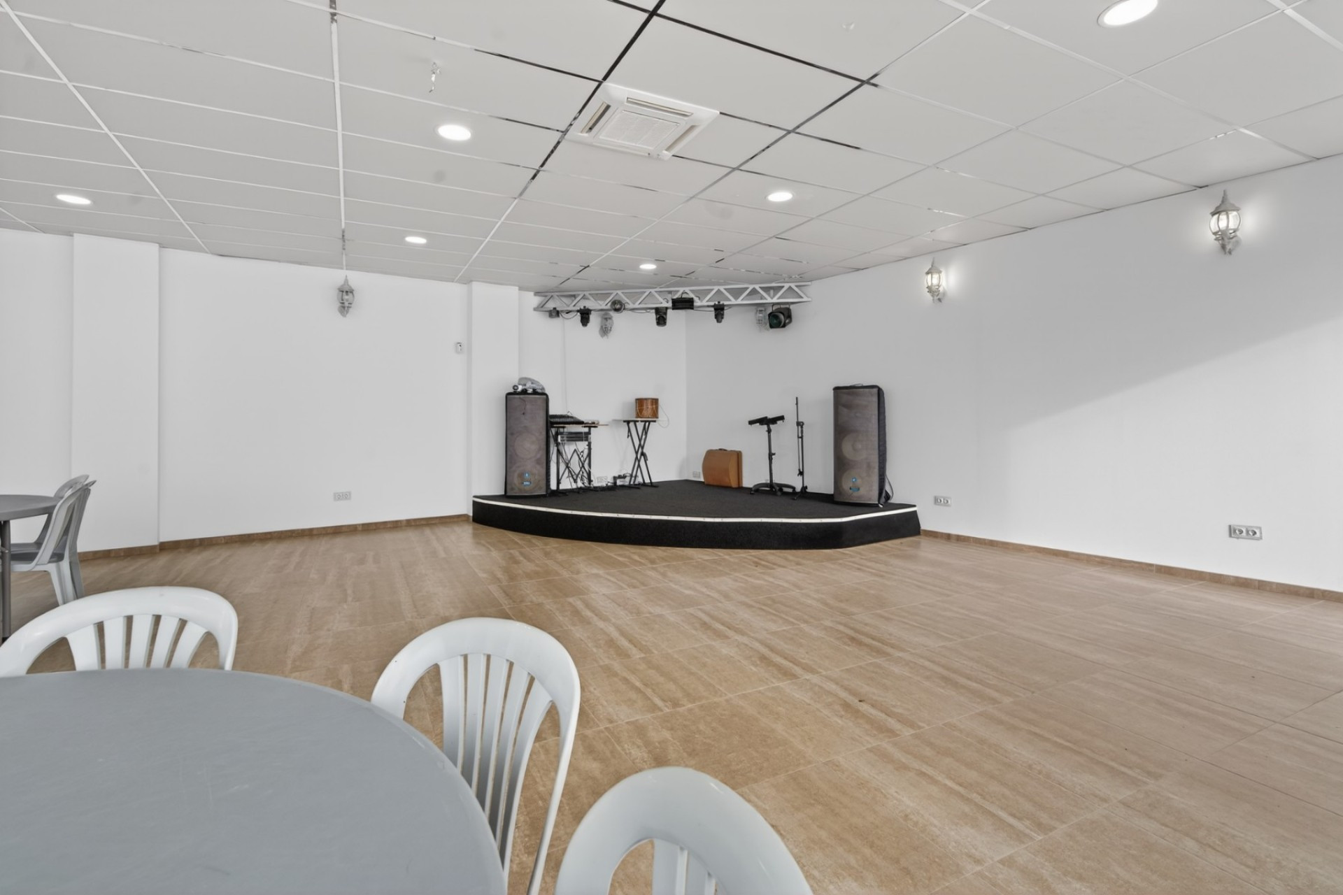 Reventa - 3. Casa pareada - Alicante - Costa Blanca Norte 