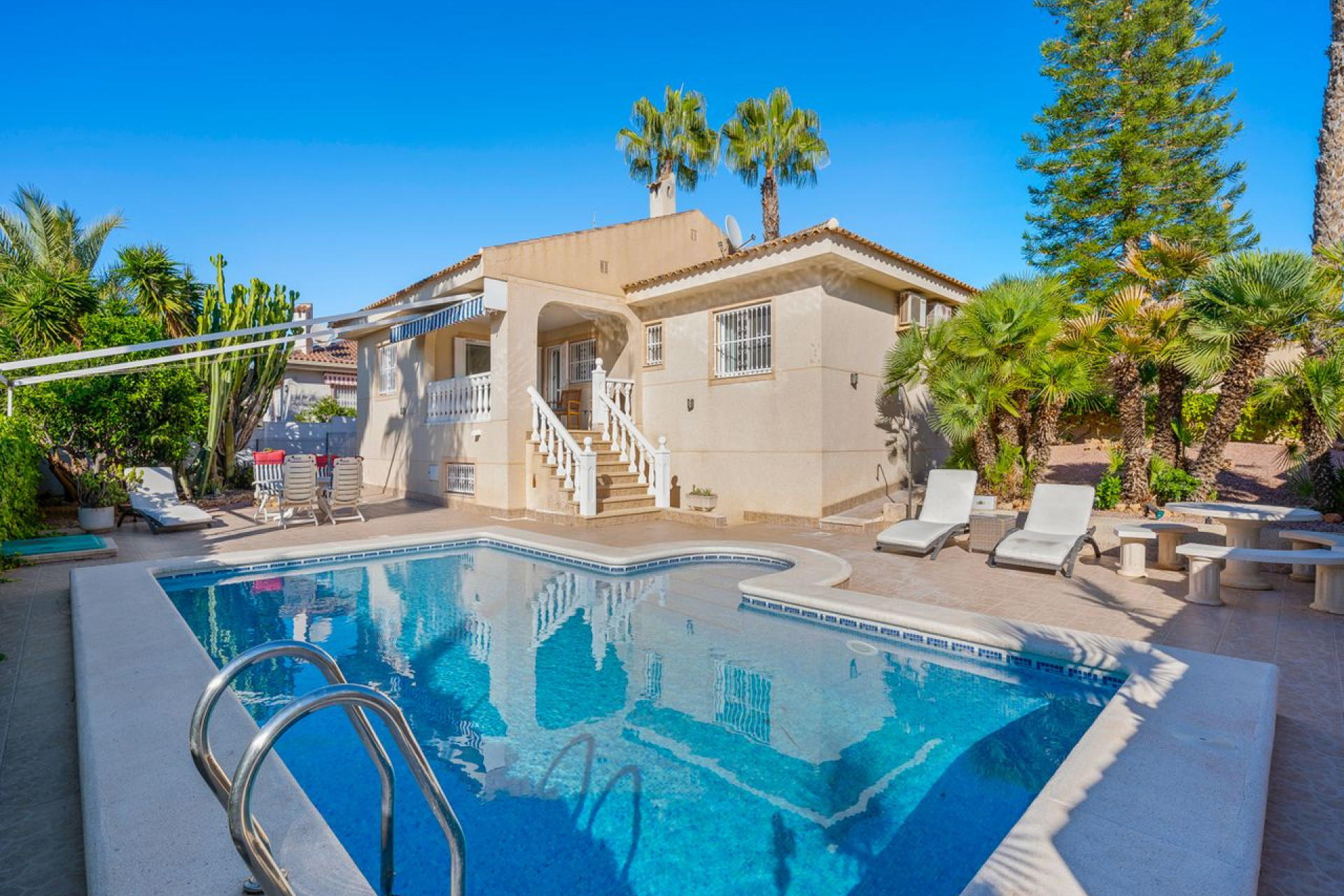 Reventa - 3. Casa pareada - Benijofar - Costa Blanca Sur