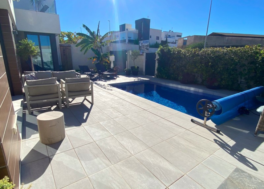 Reventa - 3. Casa pareada - Benijofar - Costa Blanca Sur