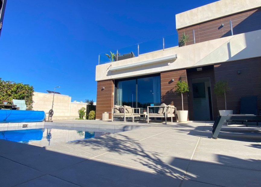 Reventa - 3. Casa pareada - Benijofar - Costa Blanca Sur