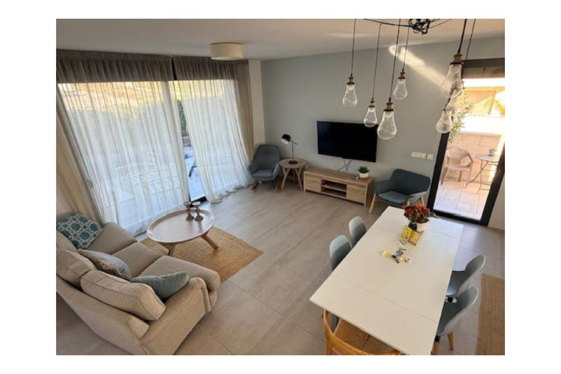 Reventa - 3. Casa pareada - Benijofar - Costa Blanca Sur