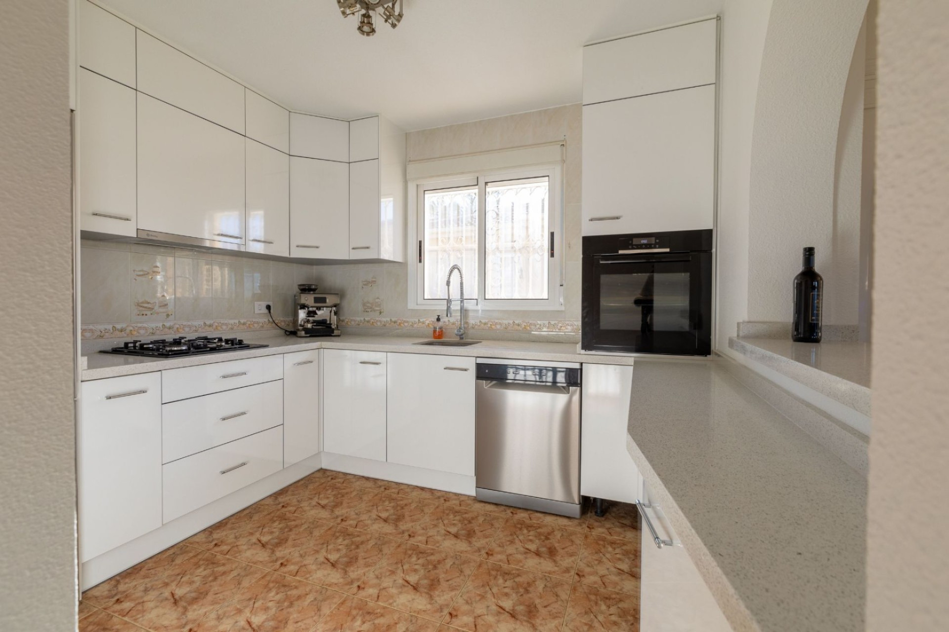 Reventa - 3. Casa pareada - Benimar - Costa Blanca Sur