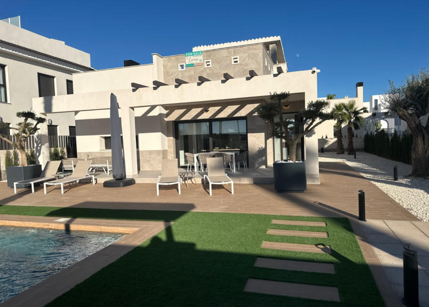 Reventa - 3. Casa pareada - Ciudad Quesada - Costa Blanca Sur